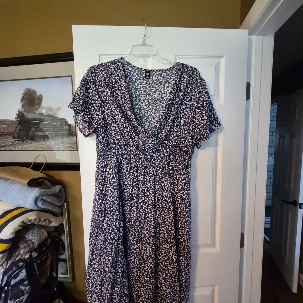 SHEIN Navy Floral Maxi Dress